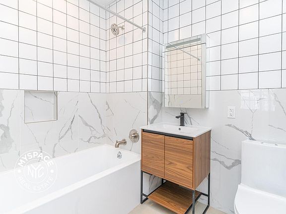 4th image of 77 Hudson Ave #3