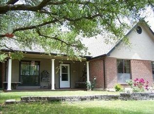 1347 Whisper Ln, Glen Rose, TX 76043