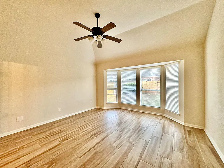 26123 Ginger Gables Ln — Photo 12