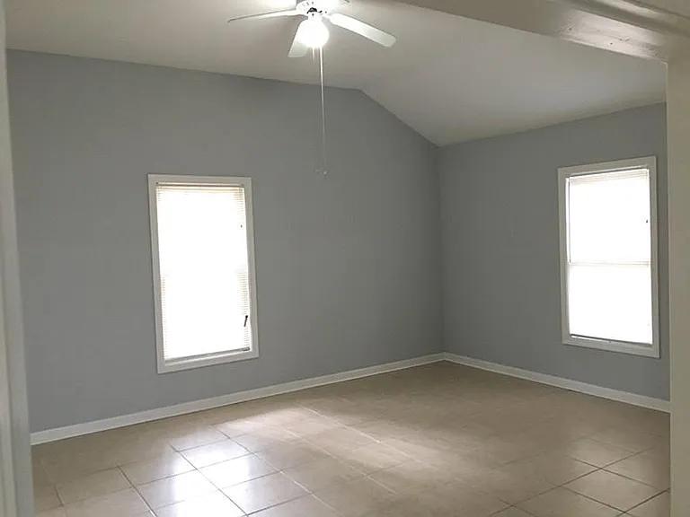 2515 Freemans Walk Dr — Photo 12
