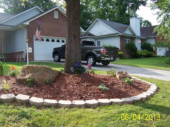 Front Island & Driveway