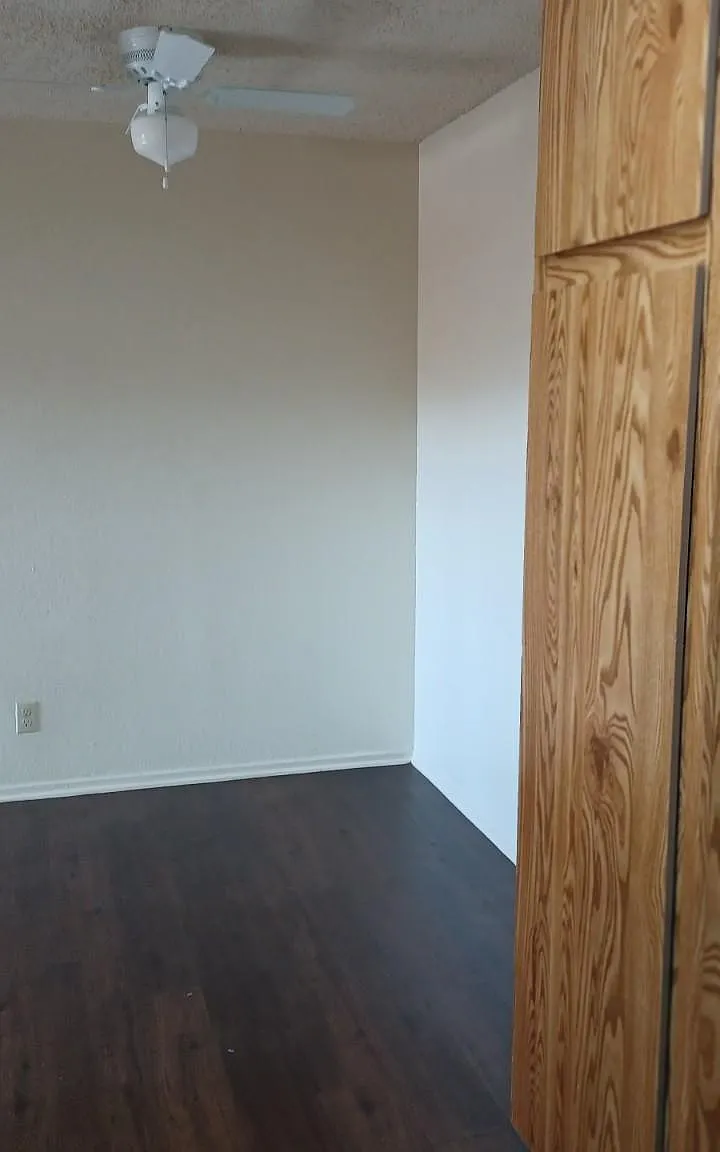 2 bed, 938 sqft, $1,850 — Photo 3