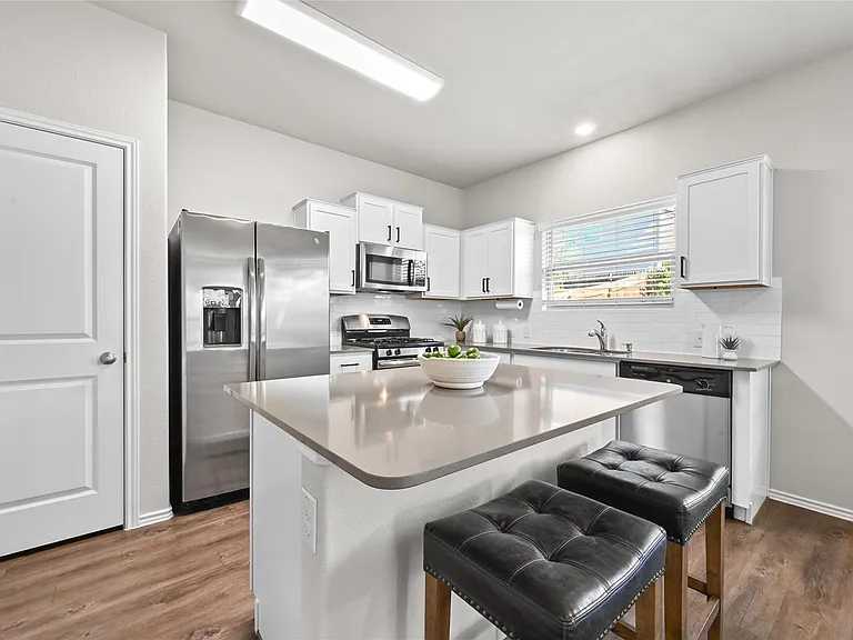 10805 Dimitrios Dr — Photo 7