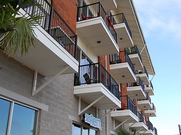 3rd image of 833 W Gaines St APT 402