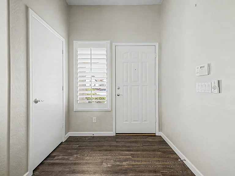 16636 S 22nd St — Photo 5