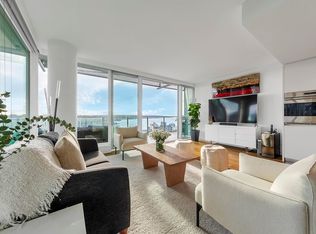 1365 Davie St #1503, Vancouver, BC