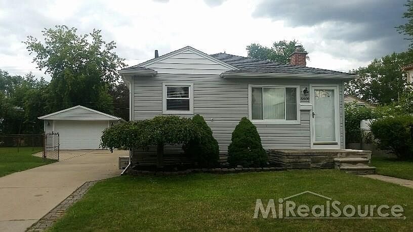 1st image of 22600 Stephens St