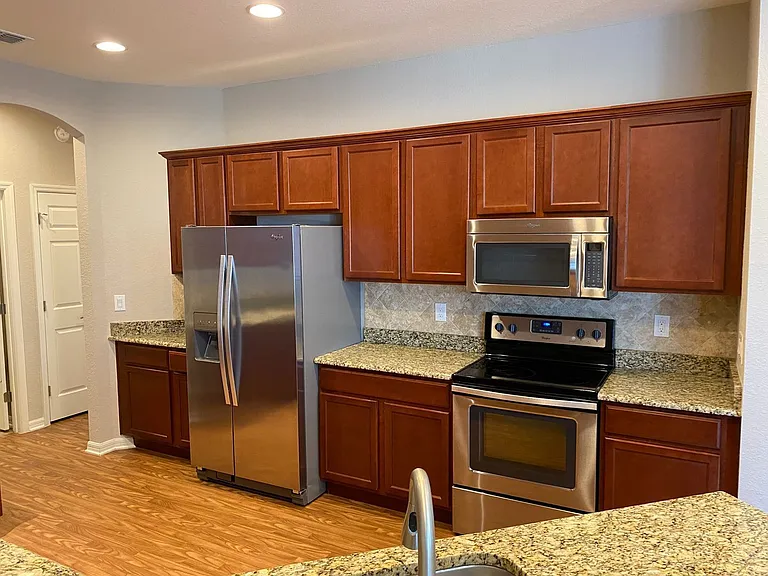 481 Pheasant Dr — Photo 6