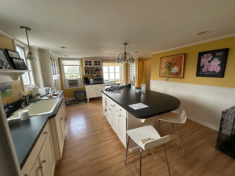 286 Front St — Photo 14