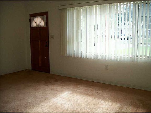 4th image of 4853 Lake Charles Dr N
