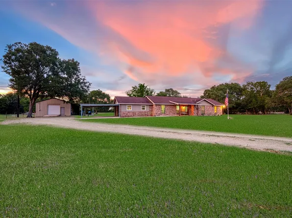 10704 Buls Rd, East Bernard, TX 77435