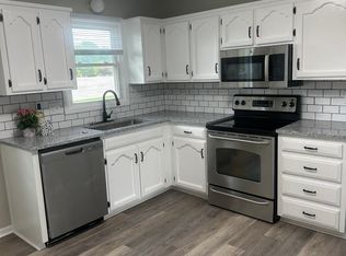 8204 Spring Valley Rd, Belton, MO 64012