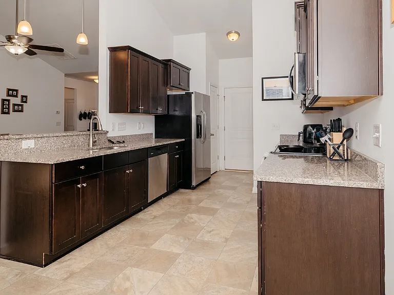 7798 High Maple Cir — Photo 16