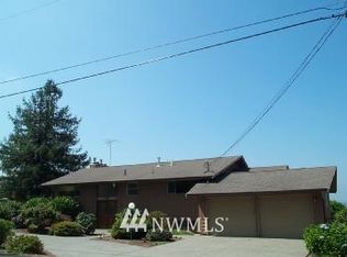 2 81st Ave SE, Everett, WA 98205