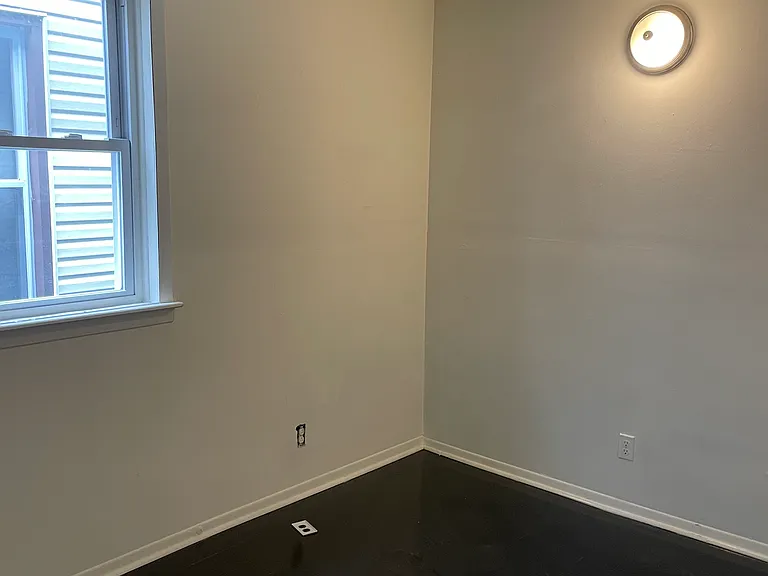 174 Boyd Ave #1 — Photo 7