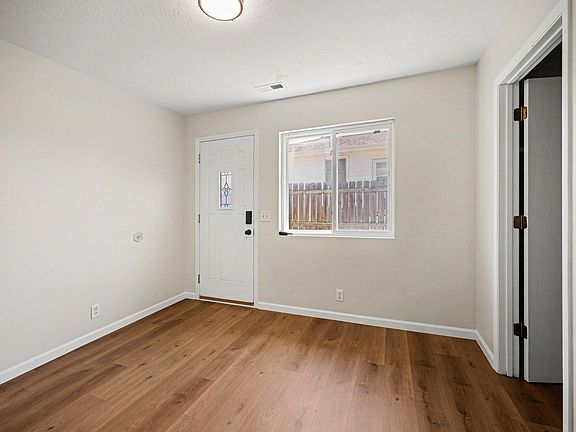 5th image of 2516 3rd Ave