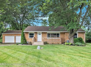 5119 Westhill Dr, Lansing, MI 48917