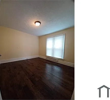136 N Longwood St #E — Photo 4