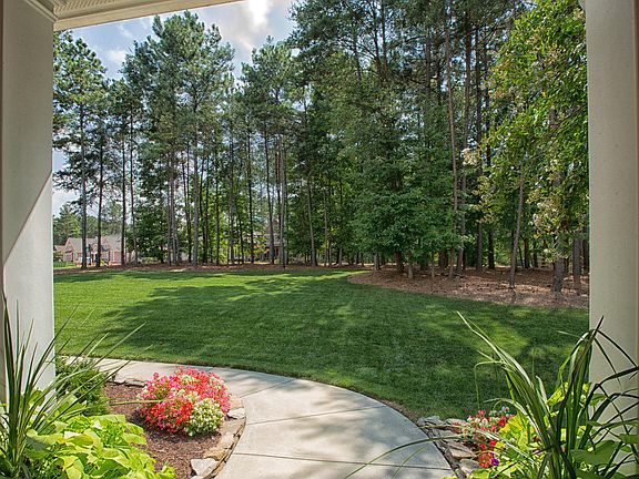 5th image of 107 Bells Run Ct