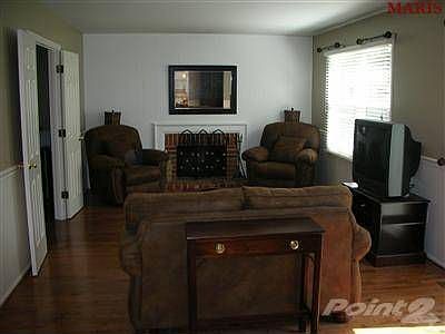 2nd image of 2300 Sportsmen Hill Dr
