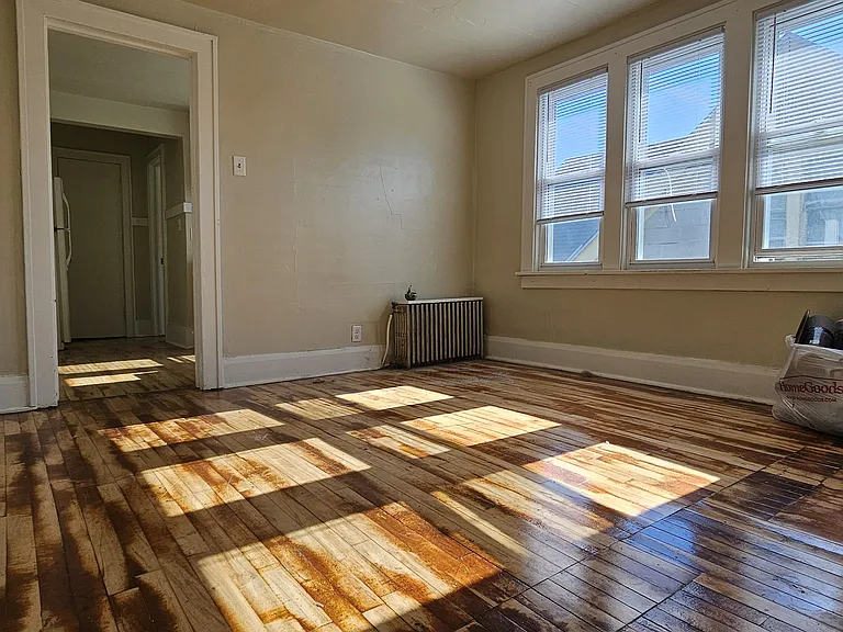 815 Minnesota Ave #5 — Photo 6