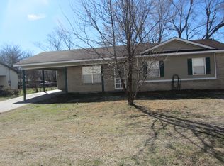 2010 SE 8th St, Bentonville, AR 72712