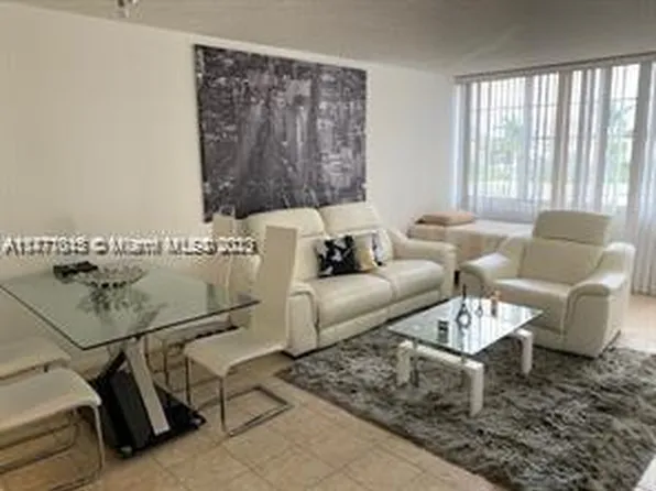 2025 NE 164th St APT 206, North Miami Beach, FL 33162