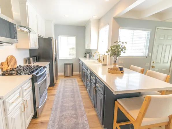 2401 Roswell Ave, Long Beach, CA 90815