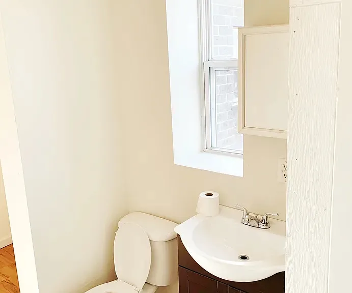 43 Pike St #2 — Photo 4