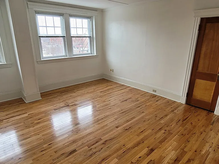 42 N State St #9A — Photo 11