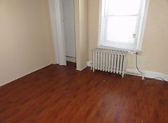 2nd image of 5024 Glenloch St