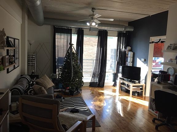 2nd image of 1440 S Michigan Ave APT 416