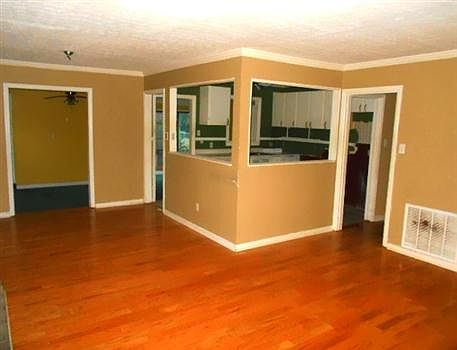 4th image of 7207 Van Buren Ave