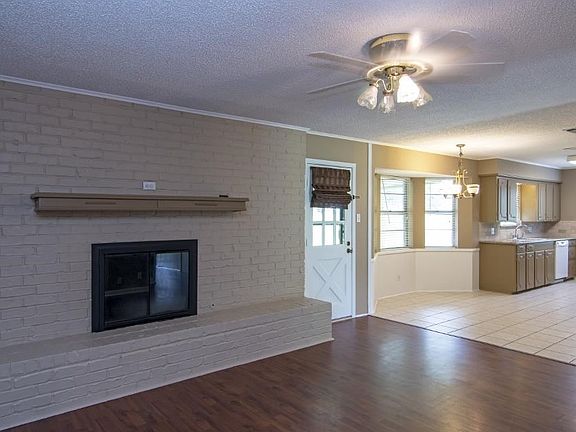 4th image of 406 E Lynnwood Ln