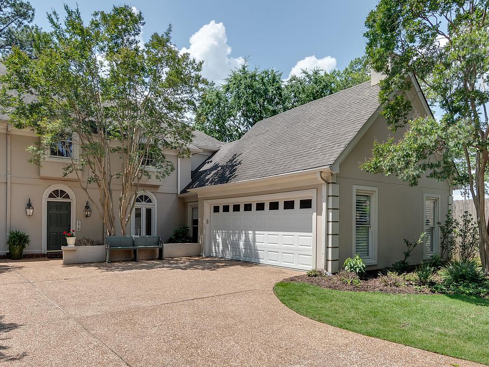 1st image of 270 Bremington Pl