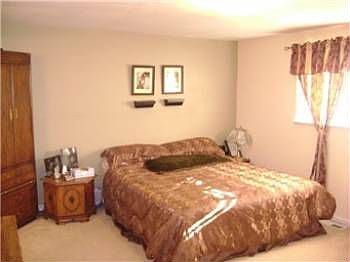 3rd image of 6836 NE Helena Ct