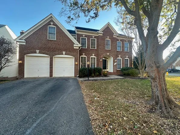 4619 Beaufont Spring Ct, Woodbridge, VA 22192