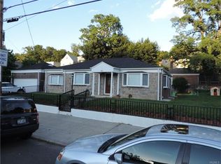 166 Tibbetts Rd, Yonkers, NY 10705