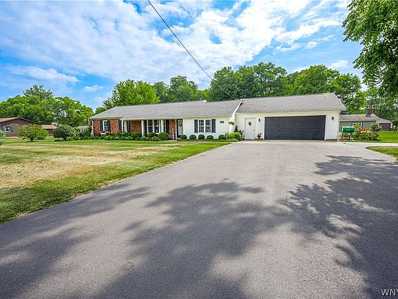 2nd image of 1189 Quaker Rd
