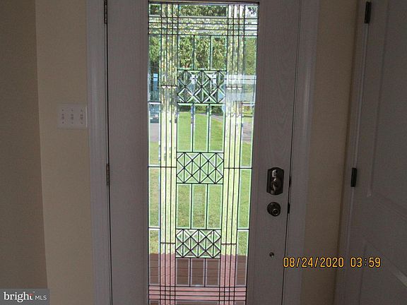 5th image of 2024 Park Beach Dr