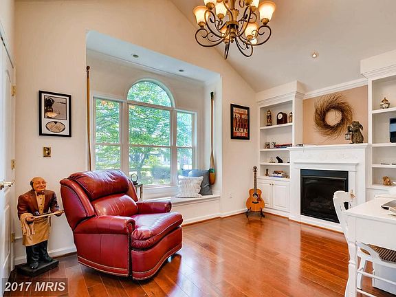 Front sitting room