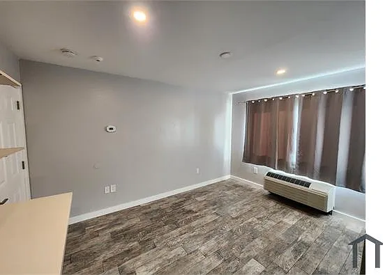 1315 Morena Blvd #22 — Photo 12