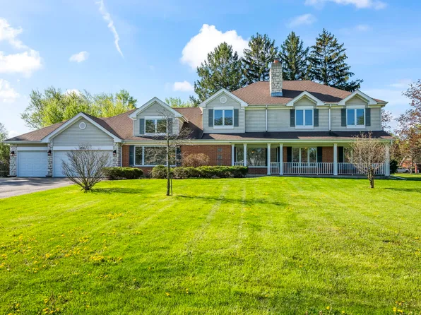 1521 Dun Lo Dr, Arlington Heights, IL 60004