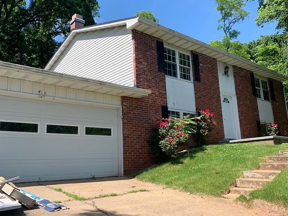 1st image of 310 Grove St