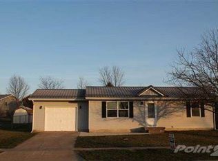 204 Mapel Dr, Lone Tree, IA 52755
