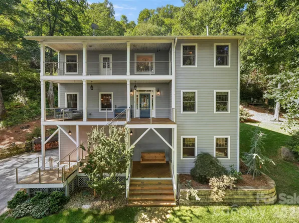 349 View Rock Ln, Hendersonville, NC 28791