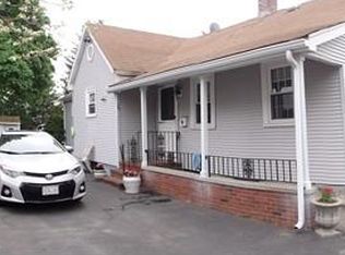 15 Woodglen Rd, Hyde Park, MA 02136