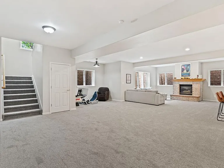 3830 Brushland Ct — Photo 49