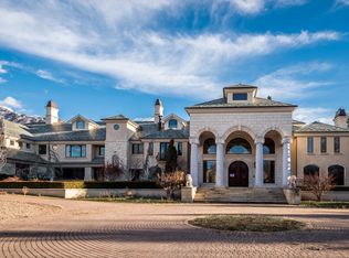 5909 S Deerwood Farms Ln, Holladay, UT 84121