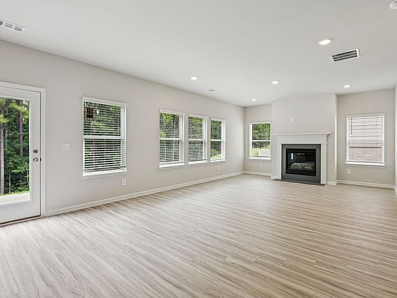 The Dakota floorplan with the Clarity Almond interior package.